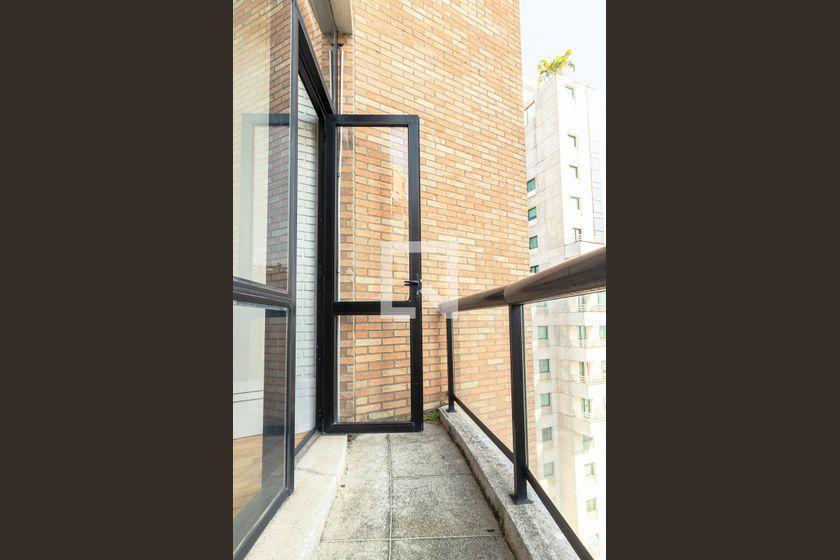 Apartamento à Venda – Itaim Bibi, 2 Quartos, 127 m² – São Paulo
