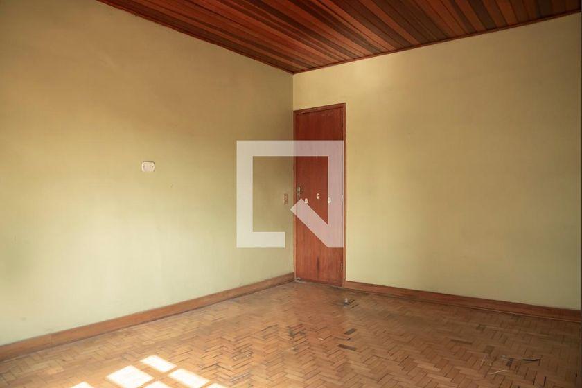 Casa à Venda – Planalto Paulista, 2 Quartos, 80 m² – São Paulo