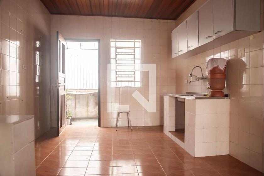 Casa à Venda – Planalto Paulista, 2 Quartos, 80 m² – São Paulo