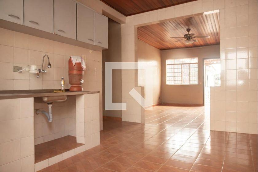 Casa à Venda – Planalto Paulista, 2 Quartos, 80 m² – São Paulo