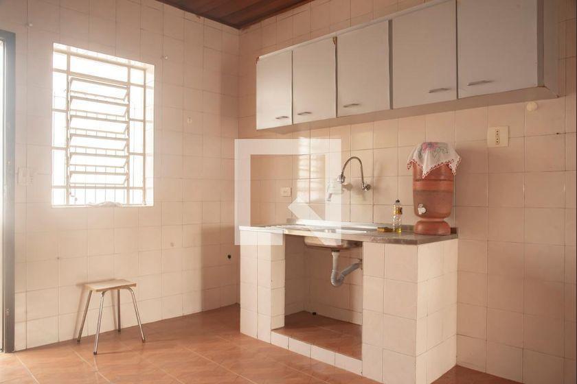 Casa à Venda – Planalto Paulista, 2 Quartos, 80 m² – São Paulo