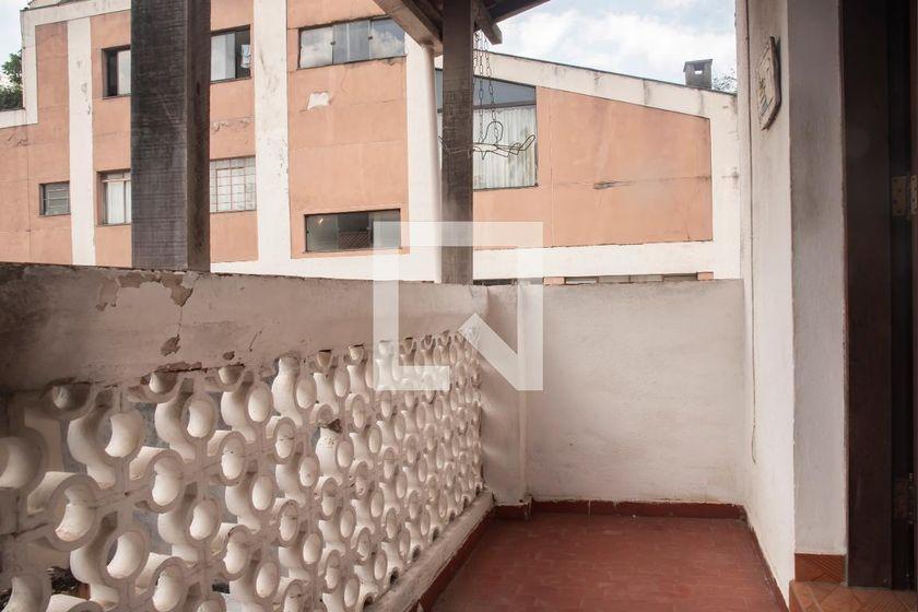 Casa à Venda – Planalto Paulista, 2 Quartos, 80 m² – São Paulo
