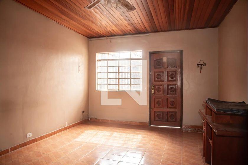 Casa à Venda – Planalto Paulista, 2 Quartos, 80 m² – São Paulo
