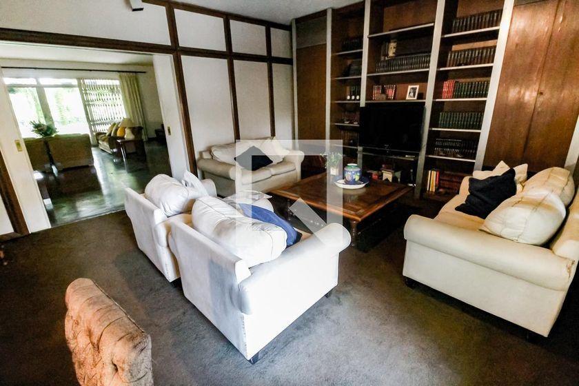 Casa à Venda – Jardim Guedala, 5 Quartos, 800 m² – São Paulo
