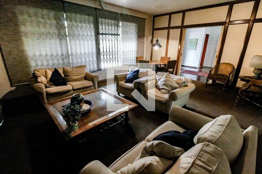 Casa à Venda – Jardim Guedala, 5 Quartos, 800 m² – São Paulo
