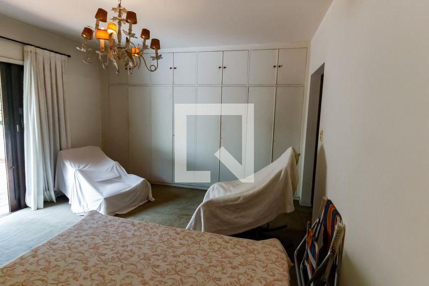 Casa à Venda – Jardim Guedala, 5 Quartos, 800 m² – São Paulo