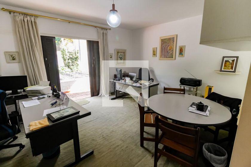 Casa à Venda – Jardim Guedala, 5 Quartos, 800 m² – São Paulo