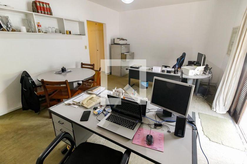 Casa à Venda – Jardim Guedala, 5 Quartos, 800 m² – São Paulo
