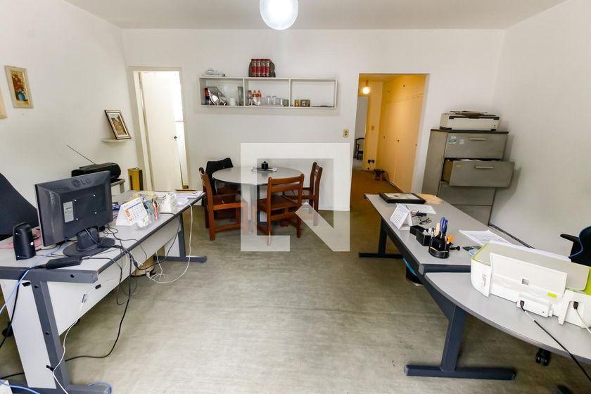 Casa à Venda – Jardim Guedala, 5 Quartos, 800 m² – São Paulo