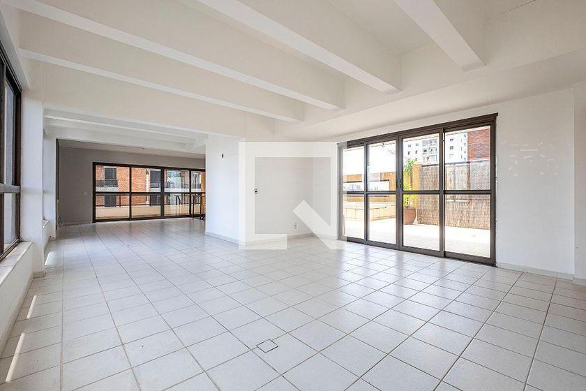 Apartamento à Venda – Vila Madalena, 3 Quartos, 335 m² – São Paulo
