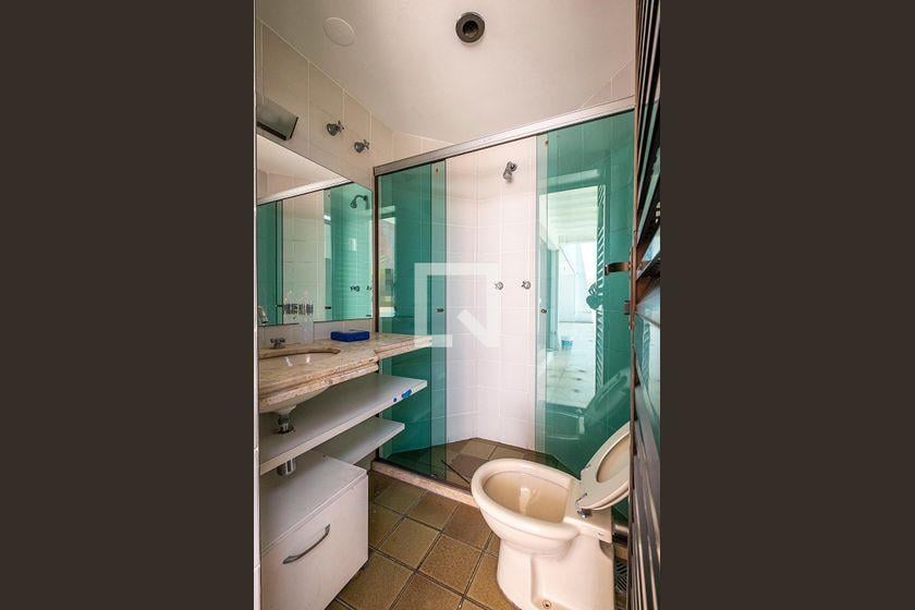 Apartamento à Venda – Vila Madalena, 3 Quartos, 335 m² – São Paulo