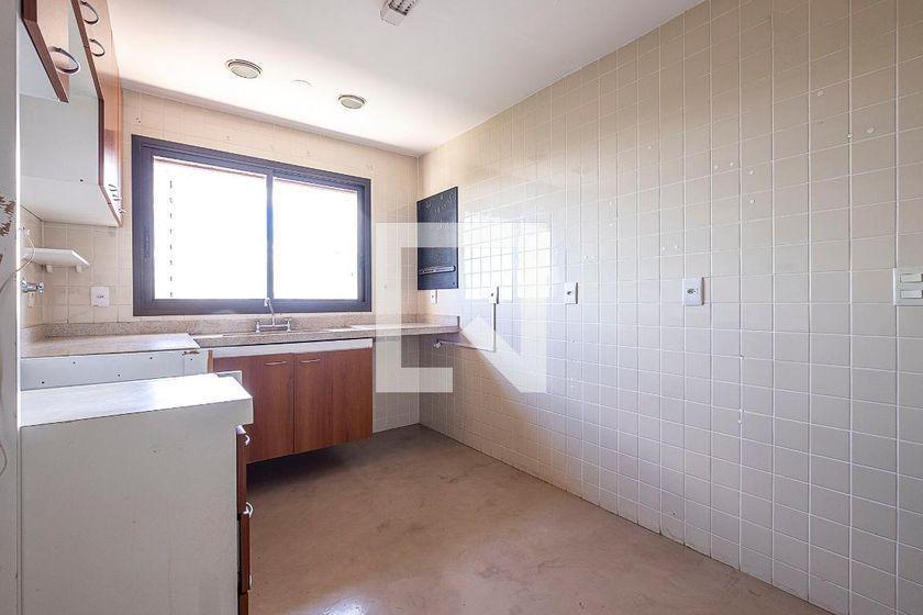 Apartamento à Venda – Vila Madalena, 3 Quartos, 335 m² – São Paulo