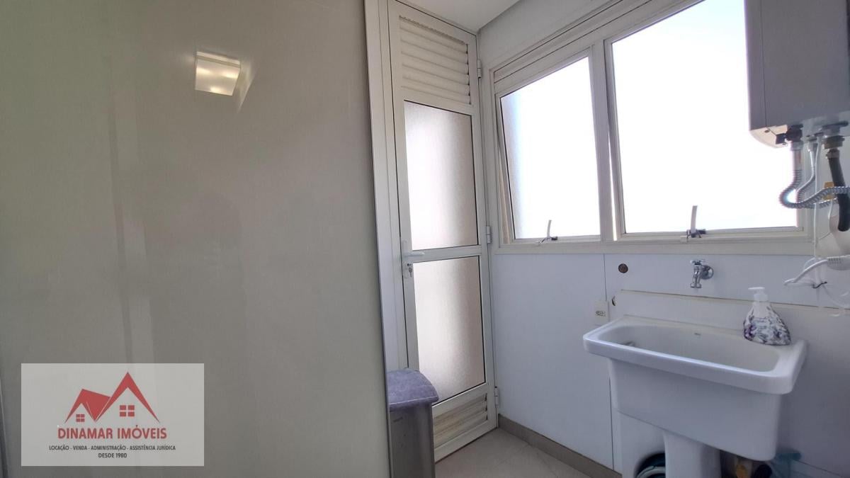 Venda Apartamento na Saúde com 3 quartos, 1 Suí…