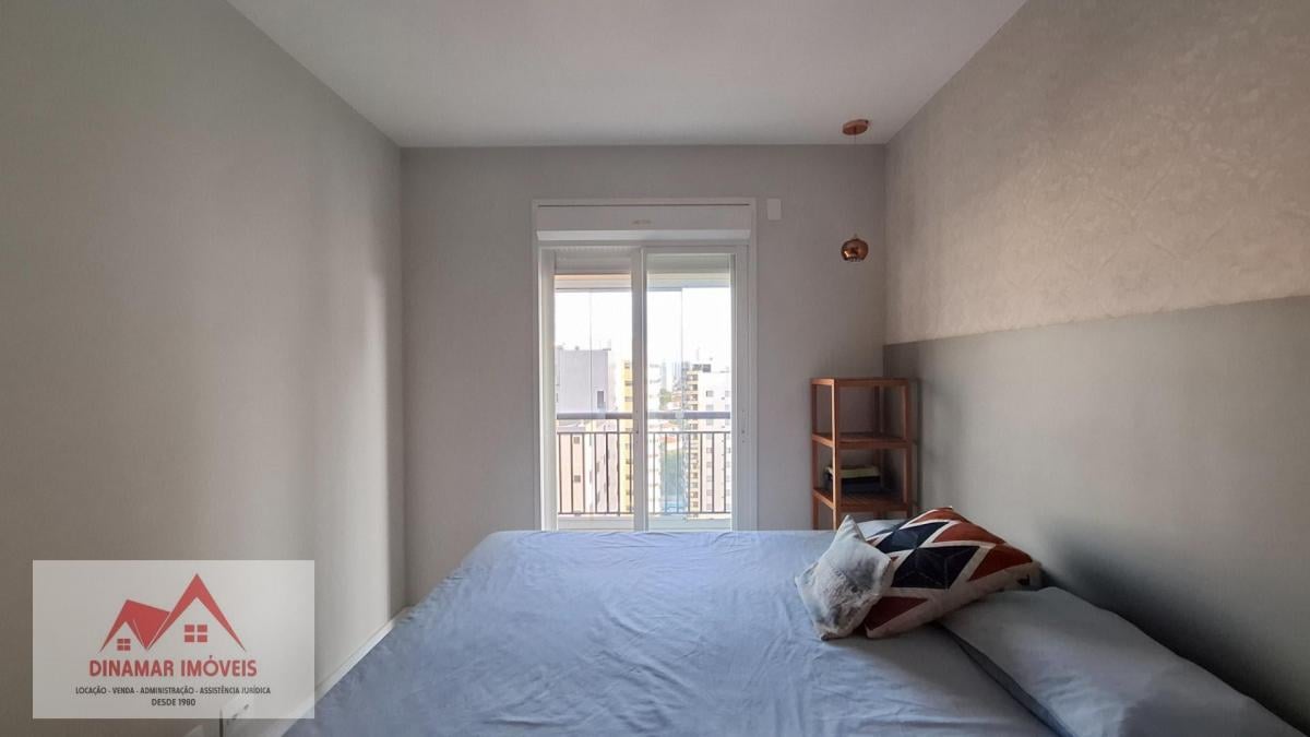 Venda Apartamento na Saúde com 3 quartos, 1 Suí…
