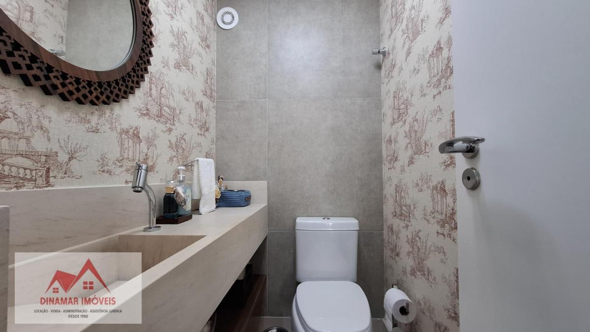 Venda Apartamento na Saúde com 3 quartos, 1 Suí…
