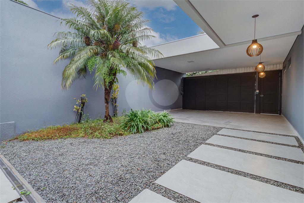 Casa térrea com 4 quartos à venda em Santo Amaro – SP