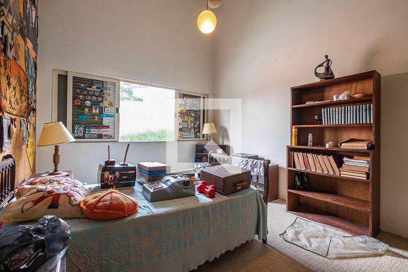 Casa à Venda – Alto de Pinheiros, 4 Quartos, 380 m² – São Paulo