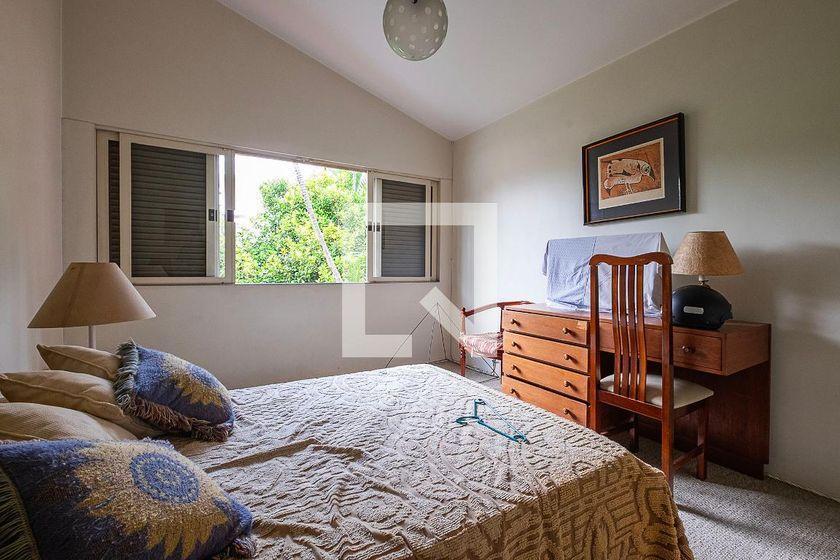 Casa à Venda – Alto de Pinheiros, 4 Quartos, 380 m² – São Paulo