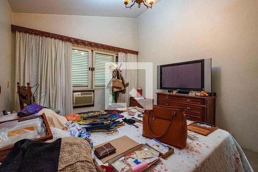 Casa à Venda – Alto de Pinheiros, 4 Quartos, 380 m² – São Paulo