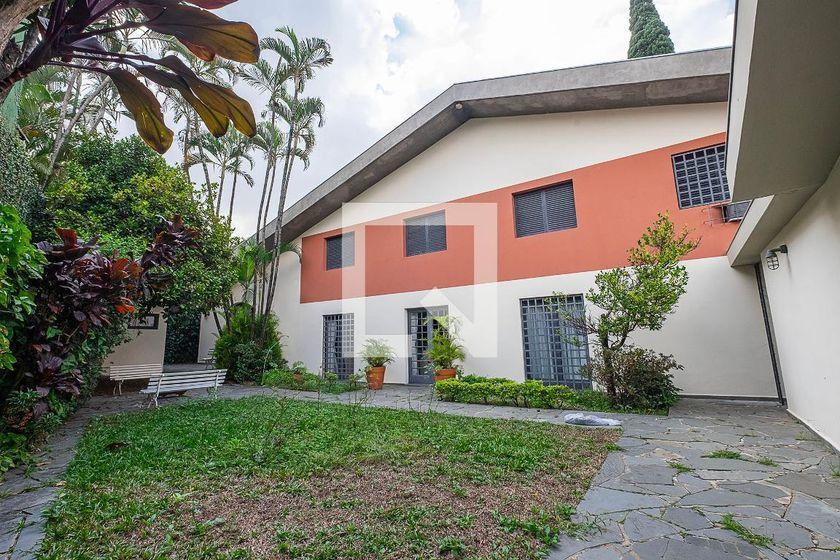 Casa à Venda – Alto de Pinheiros, 4 Quartos, 380 m² – São Paulo