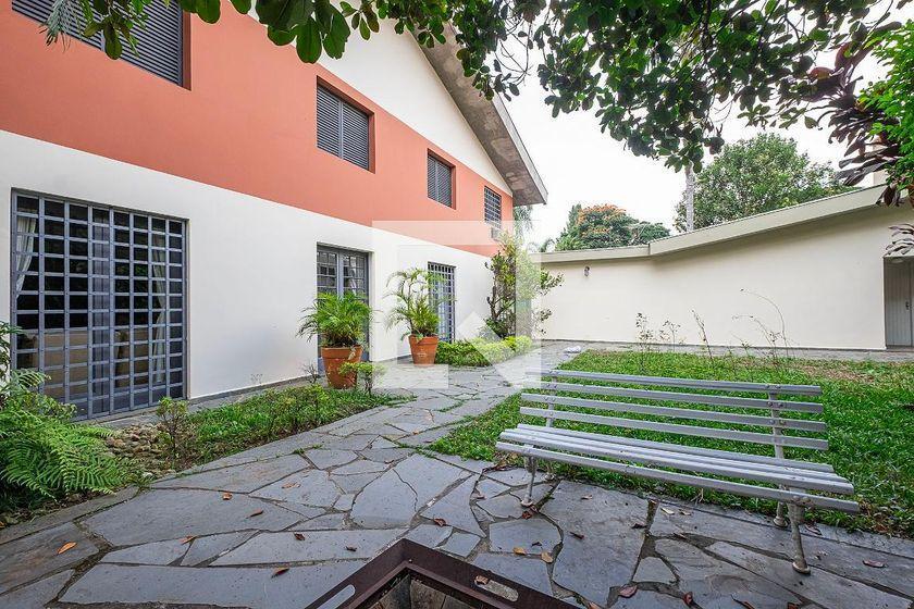 Casa à Venda – Alto de Pinheiros, 4 Quartos, 380 m² – São Paulo