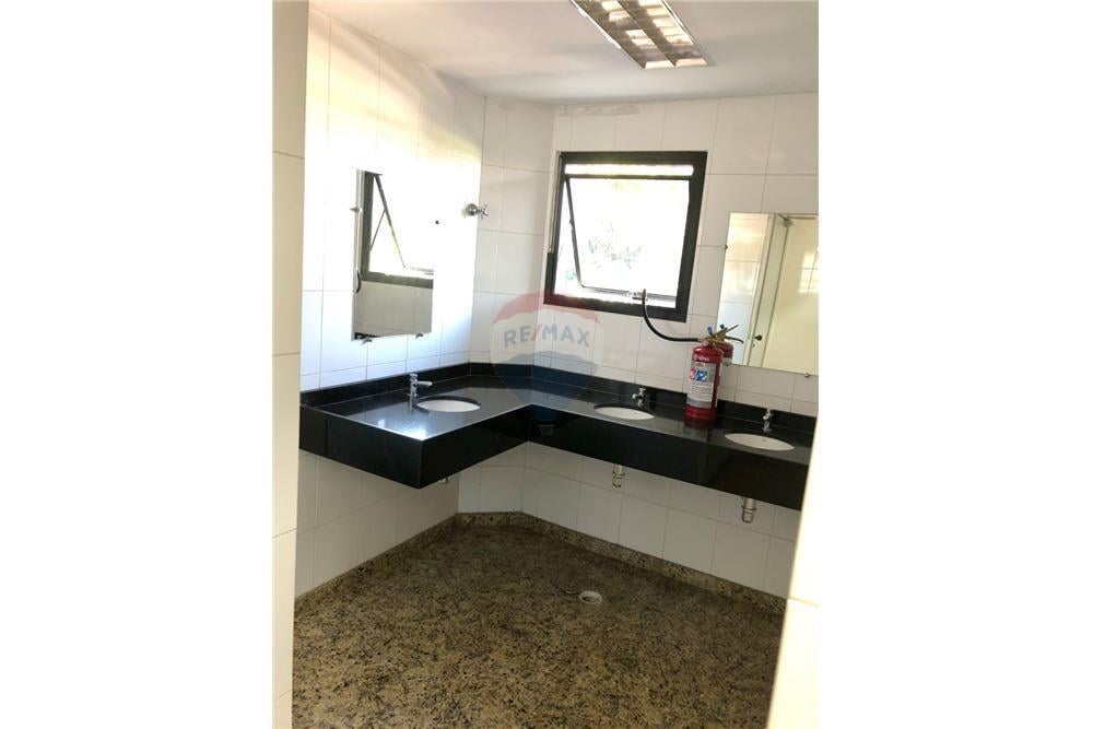 IMOVEL COMERCIAL- REGIAO NOBRE ZONA NORTE – AV. BRAS LEME – 2.000M2