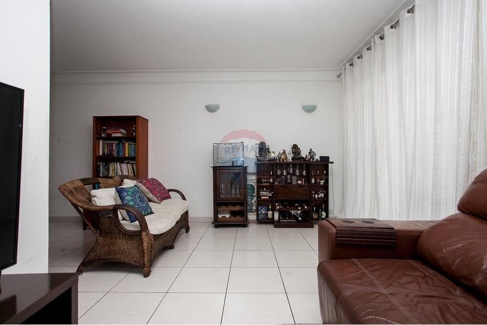 Casa Térrea à Venda no Mandaqui, Zona Norte de São Paulo, com 191m² e 3 Dormitórios