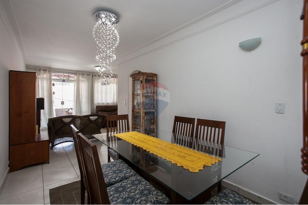 Casa Térrea à Venda no Mandaqui, Zona Norte de São Paulo, com 191m² e 3 Dormitórios