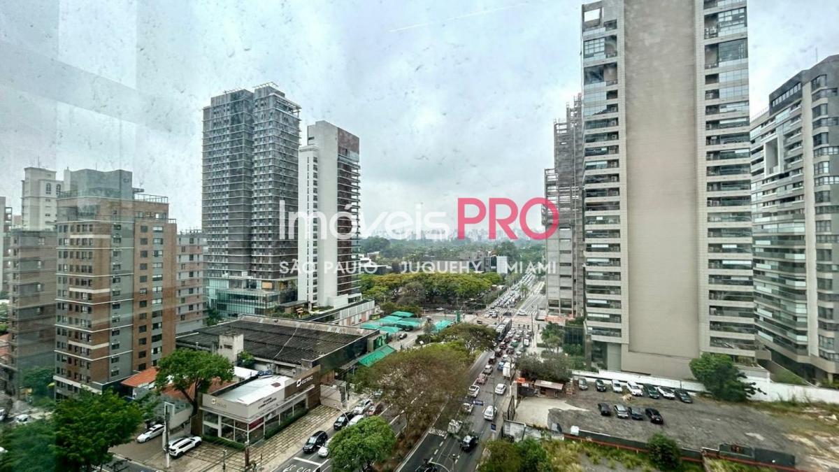 Apartamento Duplex de 106 m2 proximo Parque Ibirapuera e pq bicicletas em Moema