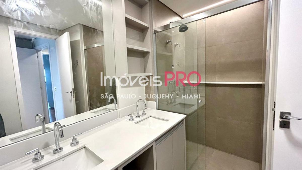 Apartamento Duplex de 106 m2 proximo Parque Ibirapuera e pq bicicletas em Moema