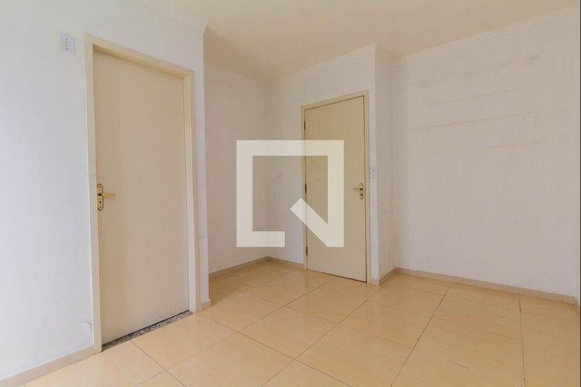 Casa à Venda – Artur Alvim, 2 Quartos, 72 m² – São Paulo