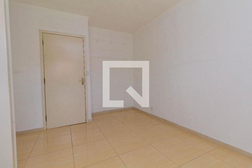 Casa à Venda – Artur Alvim, 2 Quartos, 72 m² – São Paulo