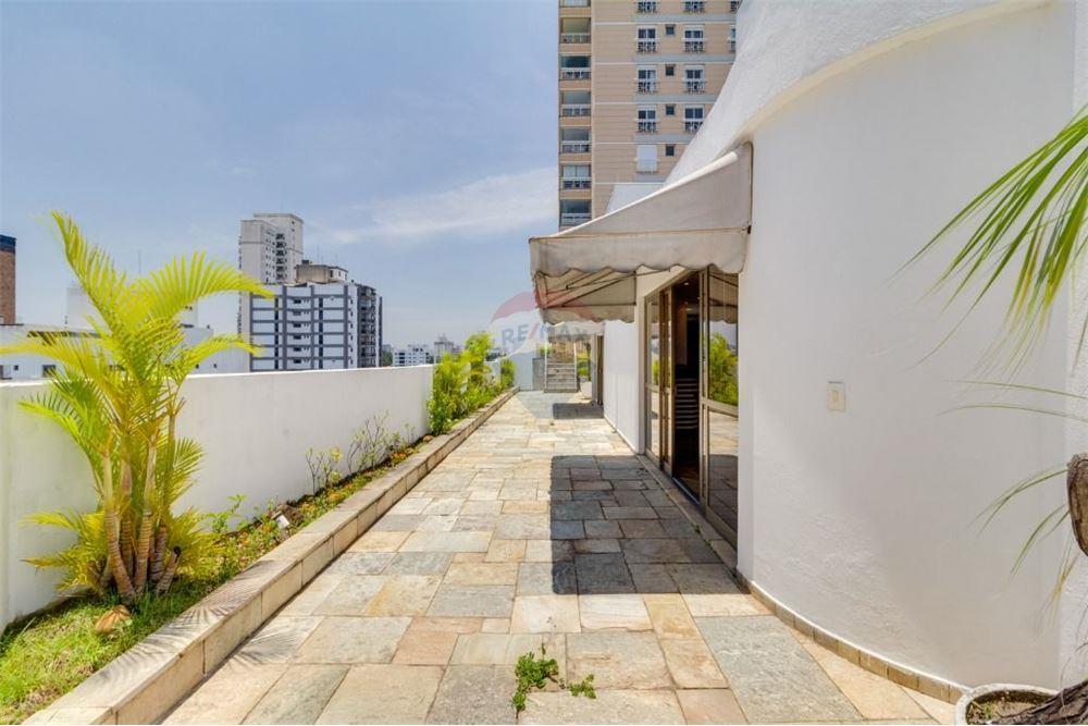 Cobertura com 5 dormitórios à venda, 850 m² Moema fora de rota