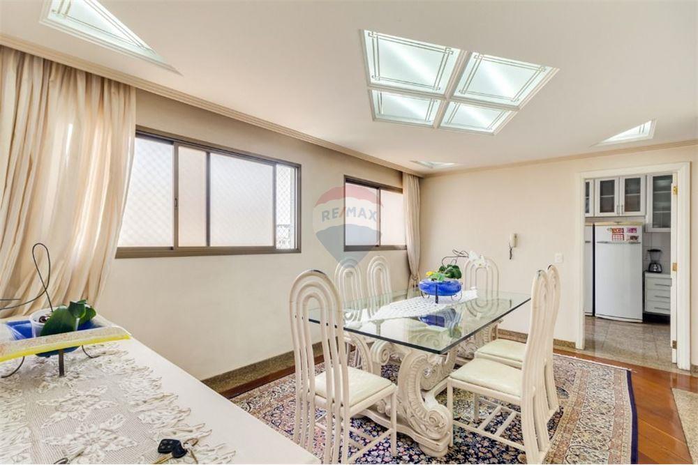 Cobertura com 5 dormitórios à venda, 850 m² Moema fora de rota
