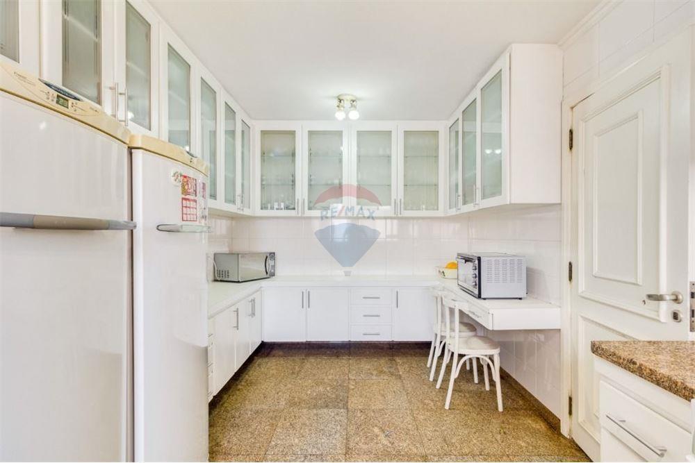 Cobertura com 5 dormitórios à venda, 850 m² Moema fora de rota