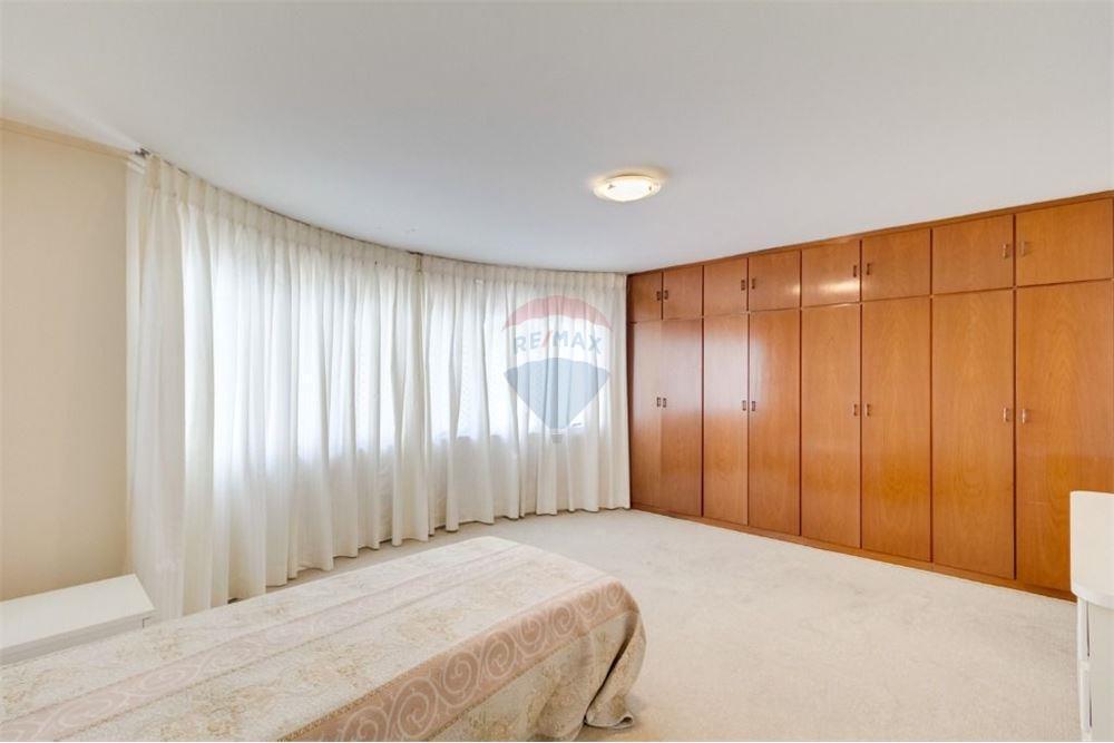 Cobertura com 5 dormitórios à venda, 850 m² Moema fora de rota