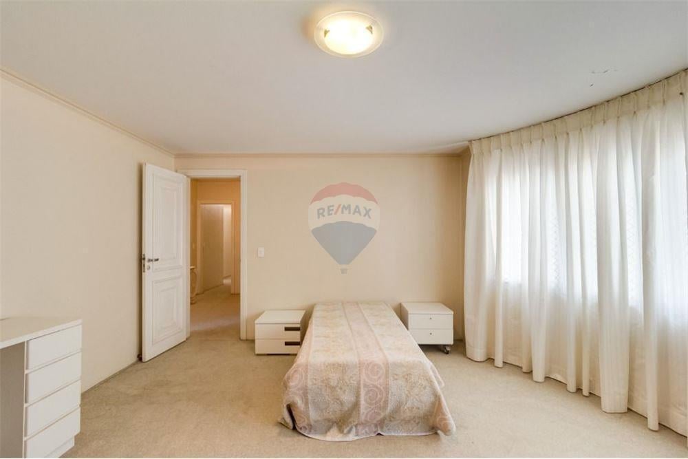 Cobertura com 5 dormitórios à venda, 850 m² Moema fora de rota