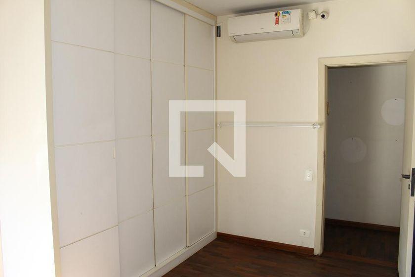 Apartamento à Venda – Santa Cecília, 2 Quartos, 270 m² – São Paulo