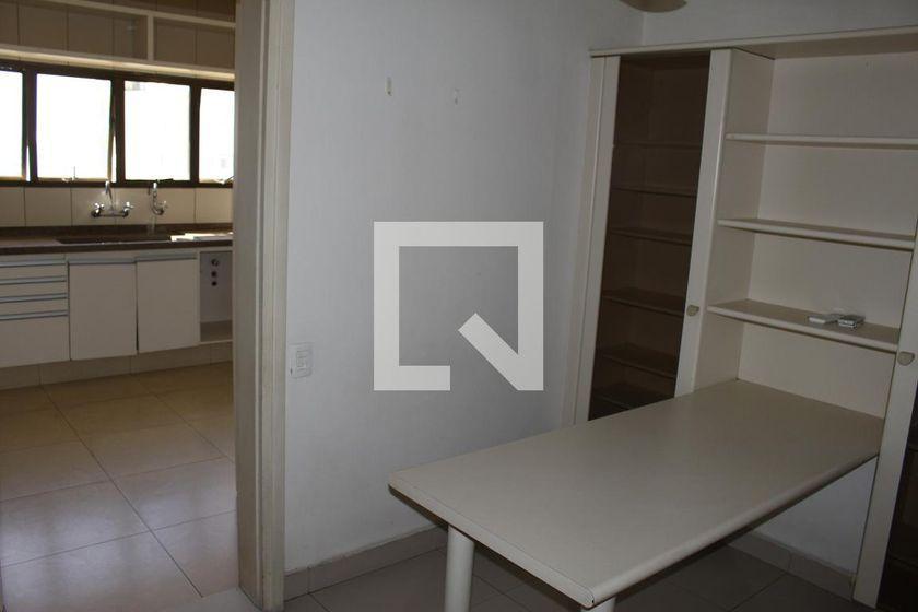 Apartamento à Venda – Santa Cecília, 2 Quartos, 270 m² – São Paulo