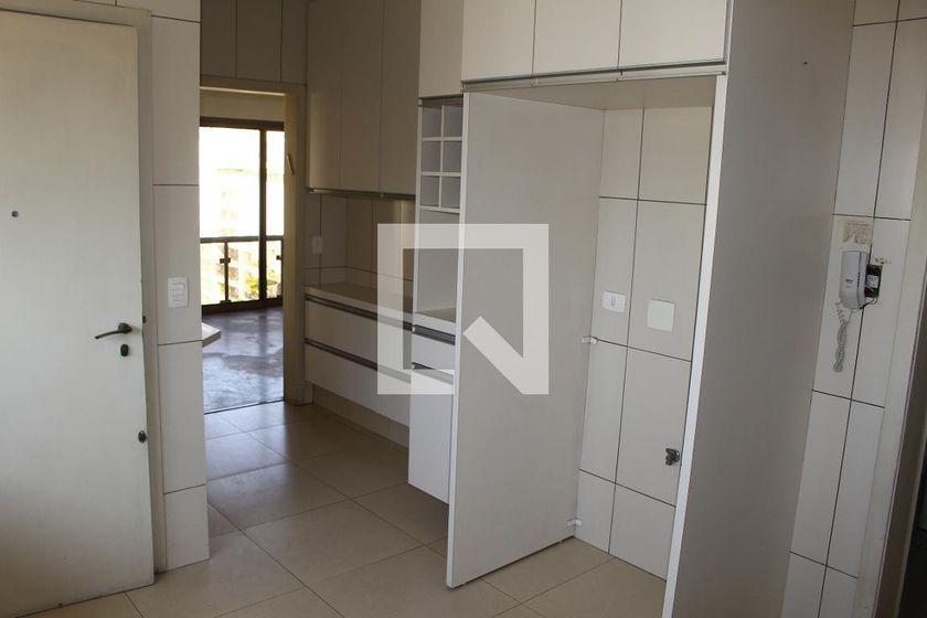 Apartamento à Venda – Santa Cecília, 2 Quartos, 270 m² – São Paulo