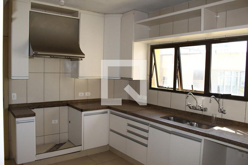 Apartamento à Venda – Santa Cecília, 2 Quartos, 270 m² – São Paulo