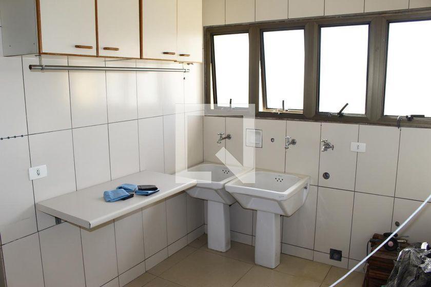 Apartamento à Venda – Santa Cecília, 2 Quartos, 270 m² – São Paulo