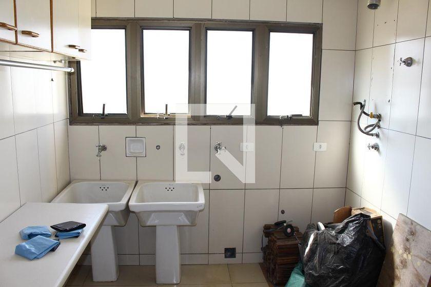 Apartamento à Venda – Santa Cecília, 2 Quartos, 270 m² – São Paulo