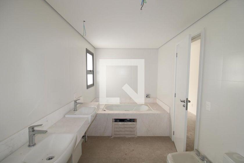 Apartamento à Venda – Santana, 4 Quartos, 255 m² – São Paulo