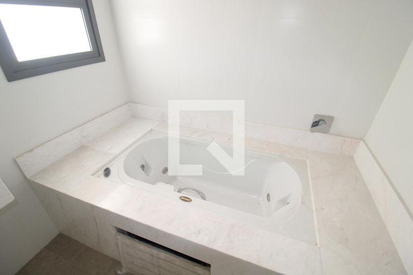 Apartamento à Venda – Santana, 4 Quartos, 255 m² – São Paulo
