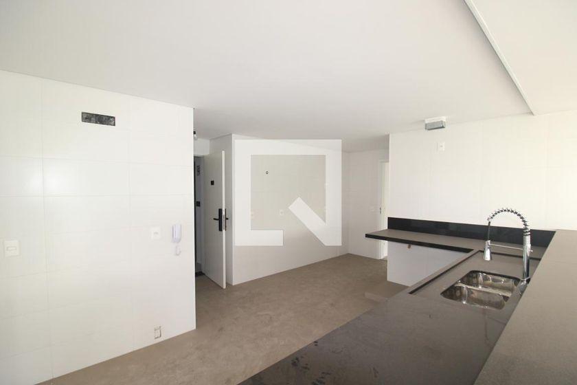Apartamento à Venda – Santana, 4 Quartos, 255 m² – São Paulo