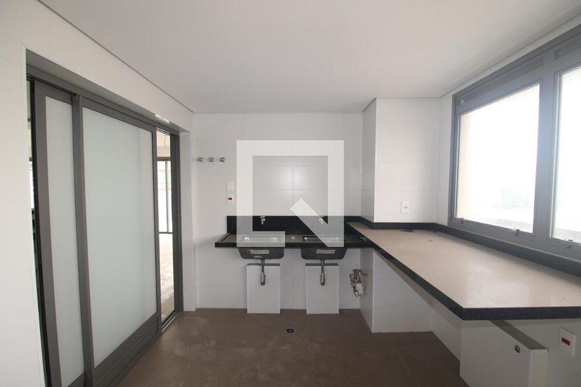 Apartamento à Venda – Santana, 4 Quartos, 255 m² – São Paulo