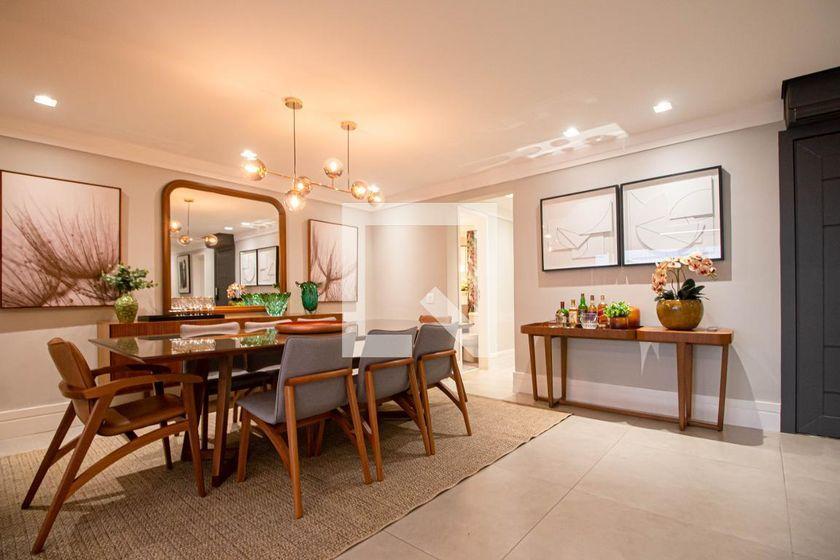 Apartamento à Venda – Chácara Santo Antonio, 3 Quartos, 210 m² – São Paulo