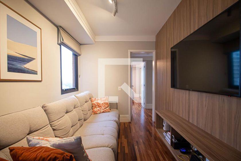 Apartamento à Venda – Chácara Santo Antonio, 3 Quartos, 210 m² – São Paulo