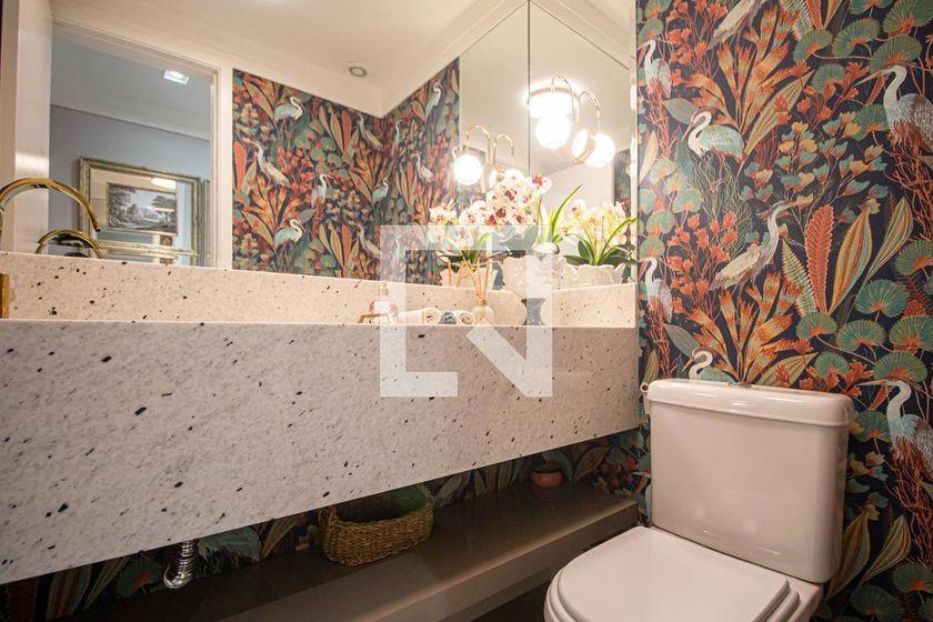 Apartamento à Venda – Chácara Santo Antonio, 3 Quartos, 210 m² – São Paulo